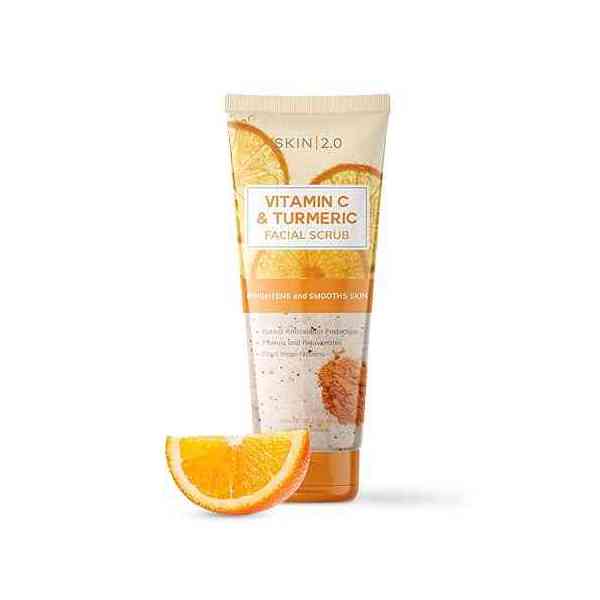 Exfoliant visage revitalisant à la vitamine C et au curcuma