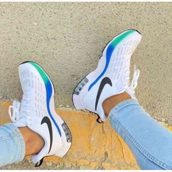 NIKE AIR ZOOM STRUCTURE 38X WHITE