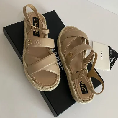 Sandales Chanel Cuir et Raphia WWDS00017 Mode 4 500 FCFA