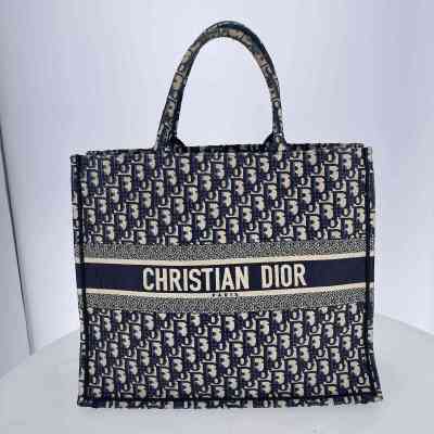 SAC DIOR BOOK TOTE DNDS0001 CHRISTIAN DIOR Accessoires Femme 15 000 FCFA