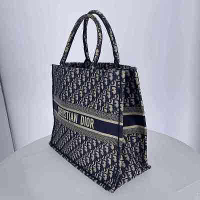 SAC DIOR BOOK TOTE DNDS0001 CHRISTIAN DIOR Accessoires Femme 15 000 FCFA