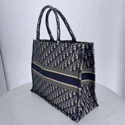 SAC DIOR BOOK TOTE DNDS0001 CHRISTIAN DIOR Accessoires Femme 15 000 FCFA